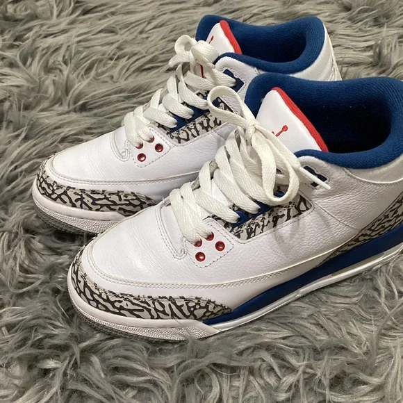 Jordan three retro true blue and red